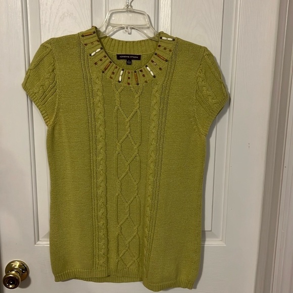 Adrienne Vittadini Sweaters - Adrienne Vittadini green sweater, pullover, round drew neck, cap sleeves Size L